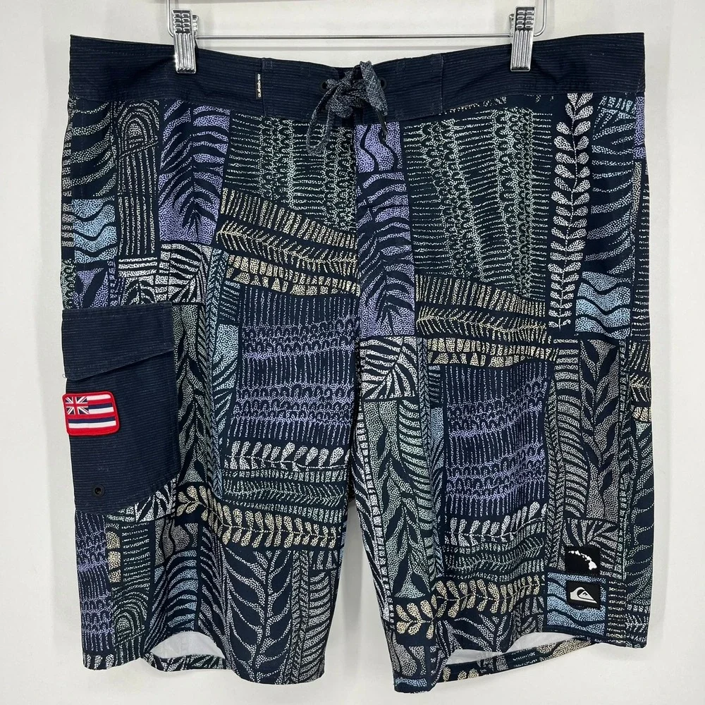 Quiksilver SurfSilk Mens 36 Boardshorts Blue Tribal Leaf Print Hawaii‎